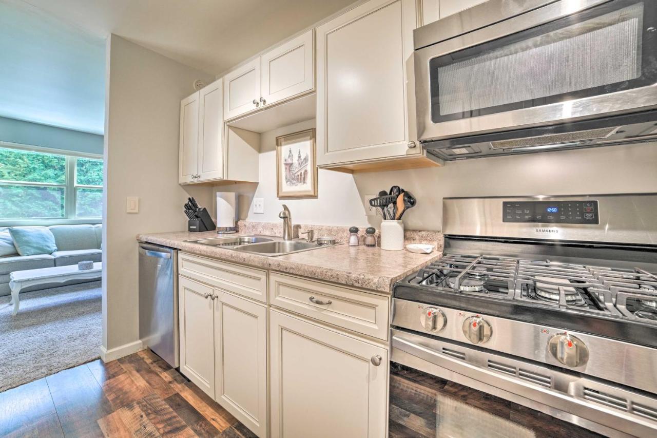 Harbor Springs Retreat With Grill About 1 Mi To Beach! Bagian luar foto