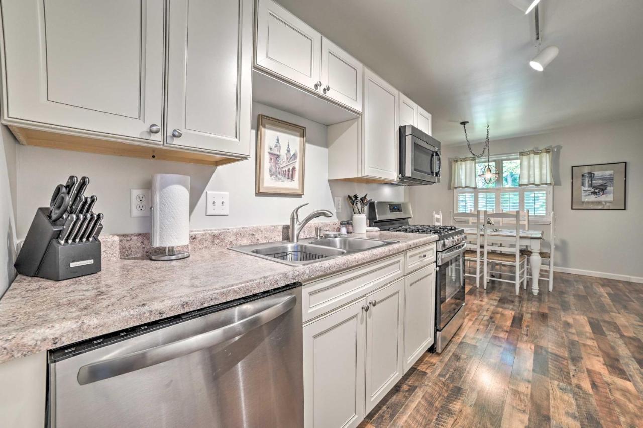 Harbor Springs Retreat With Grill About 1 Mi To Beach! Bagian luar foto