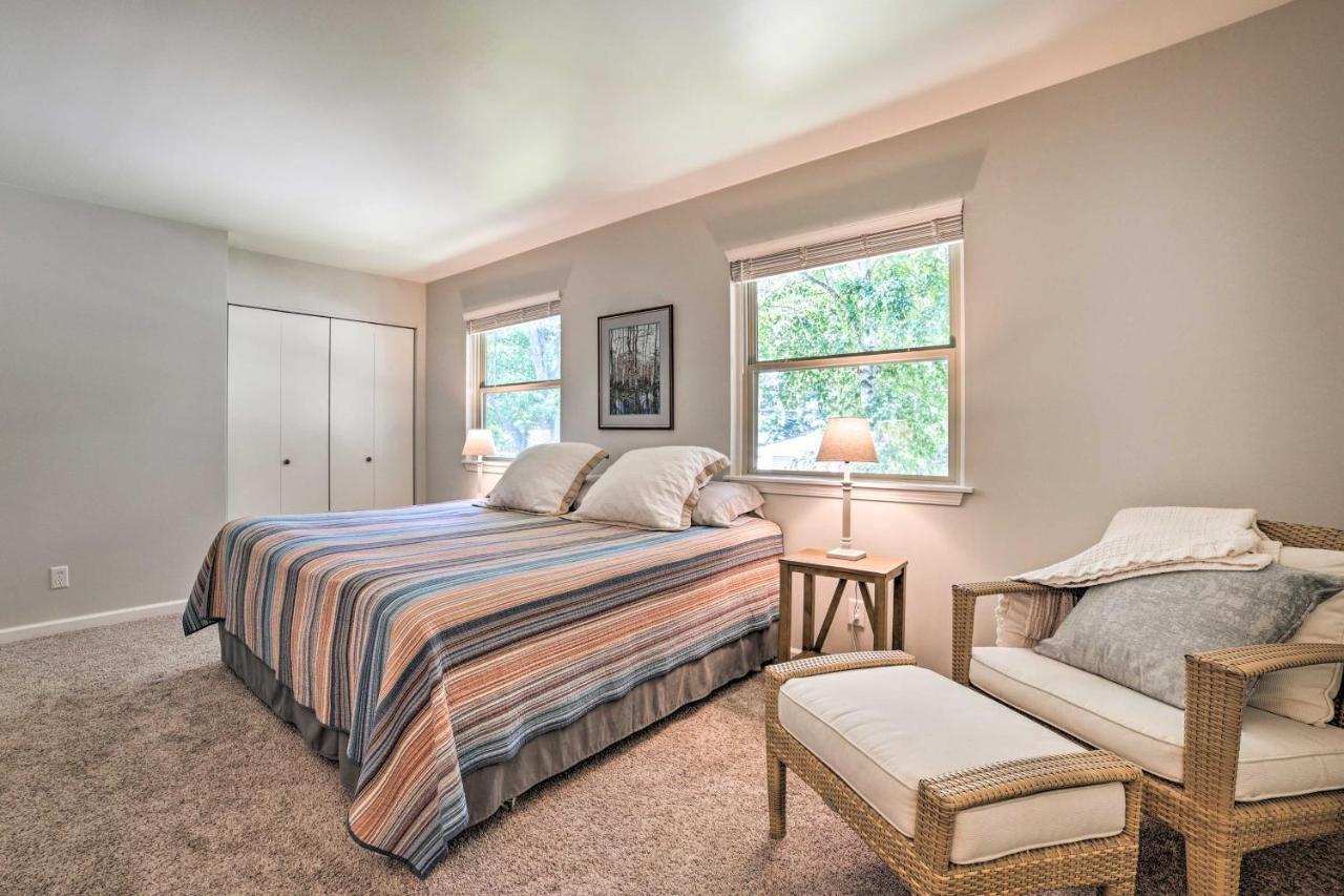 Harbor Springs Retreat With Grill About 1 Mi To Beach! Bagian luar foto