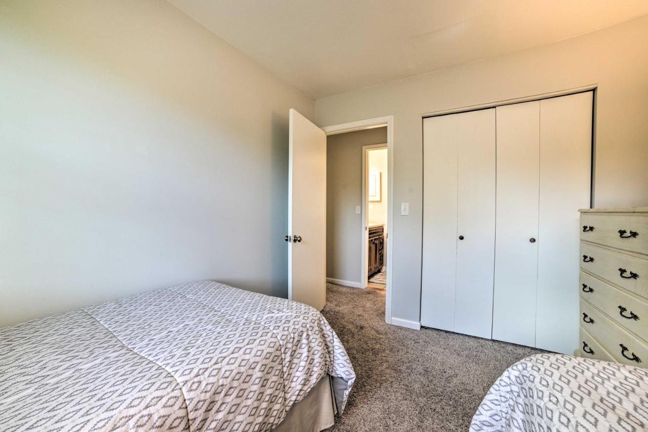 Harbor Springs Retreat With Grill About 1 Mi To Beach! Bagian luar foto